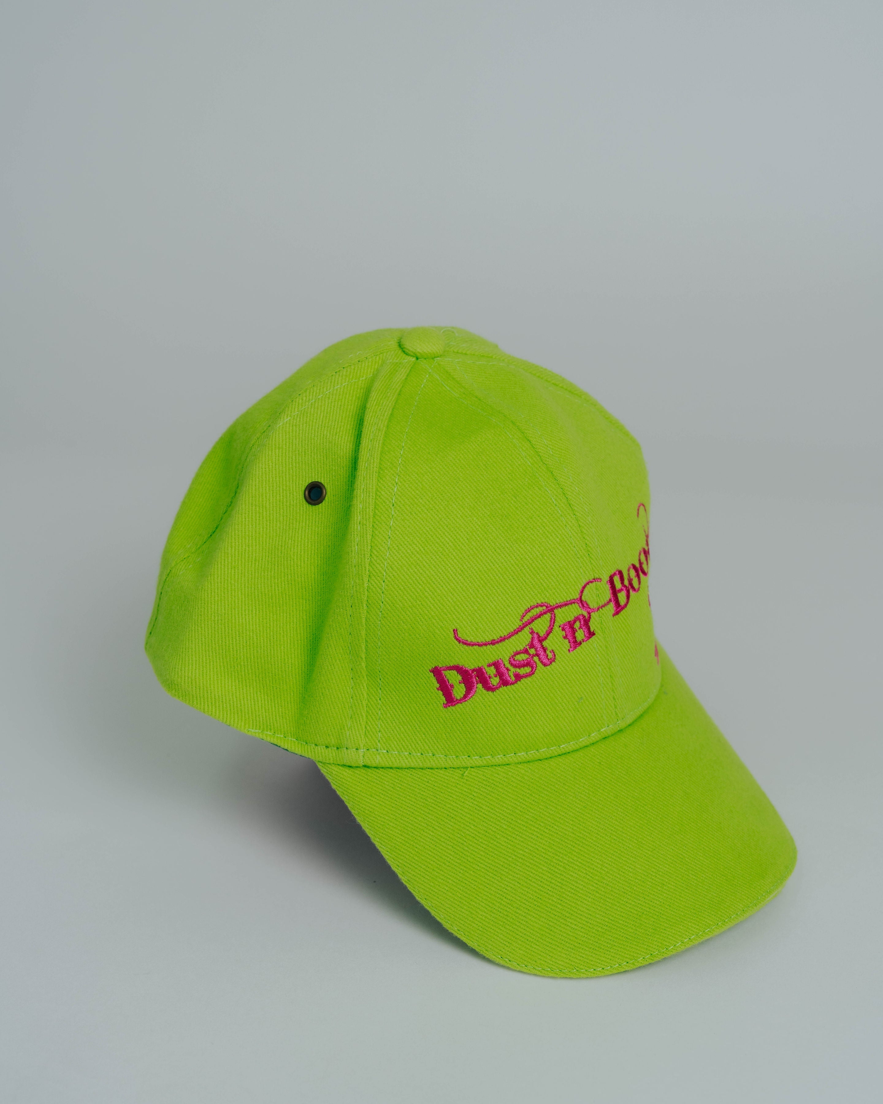 Caps