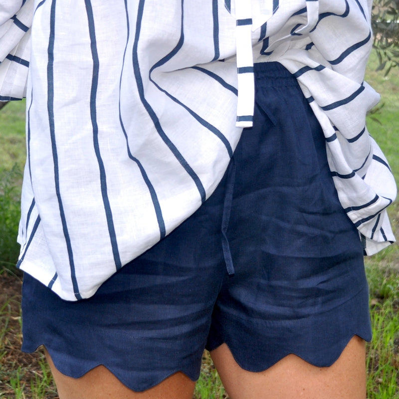 Nadia Shorts - Navy