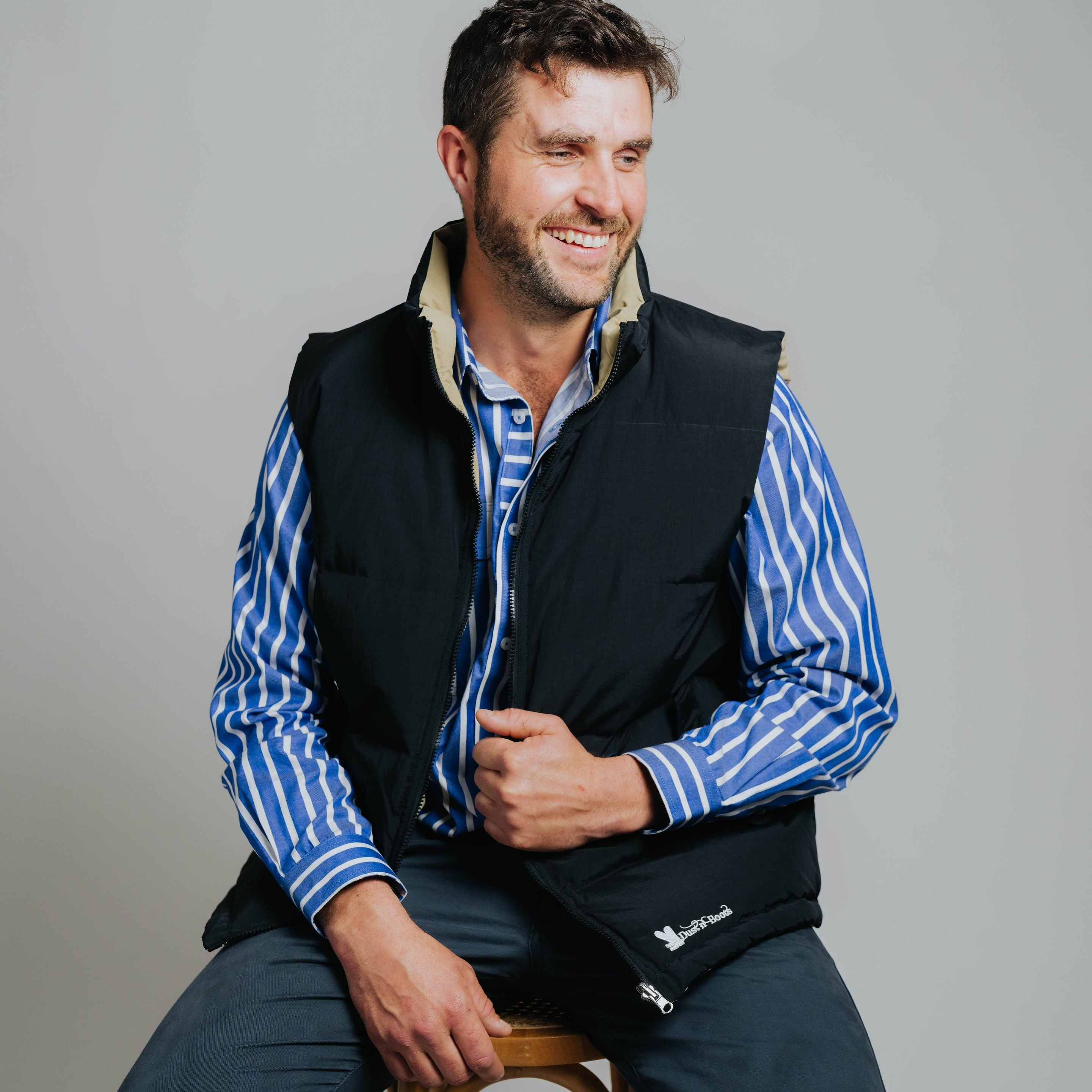 Reversible Vest - Black/Beige