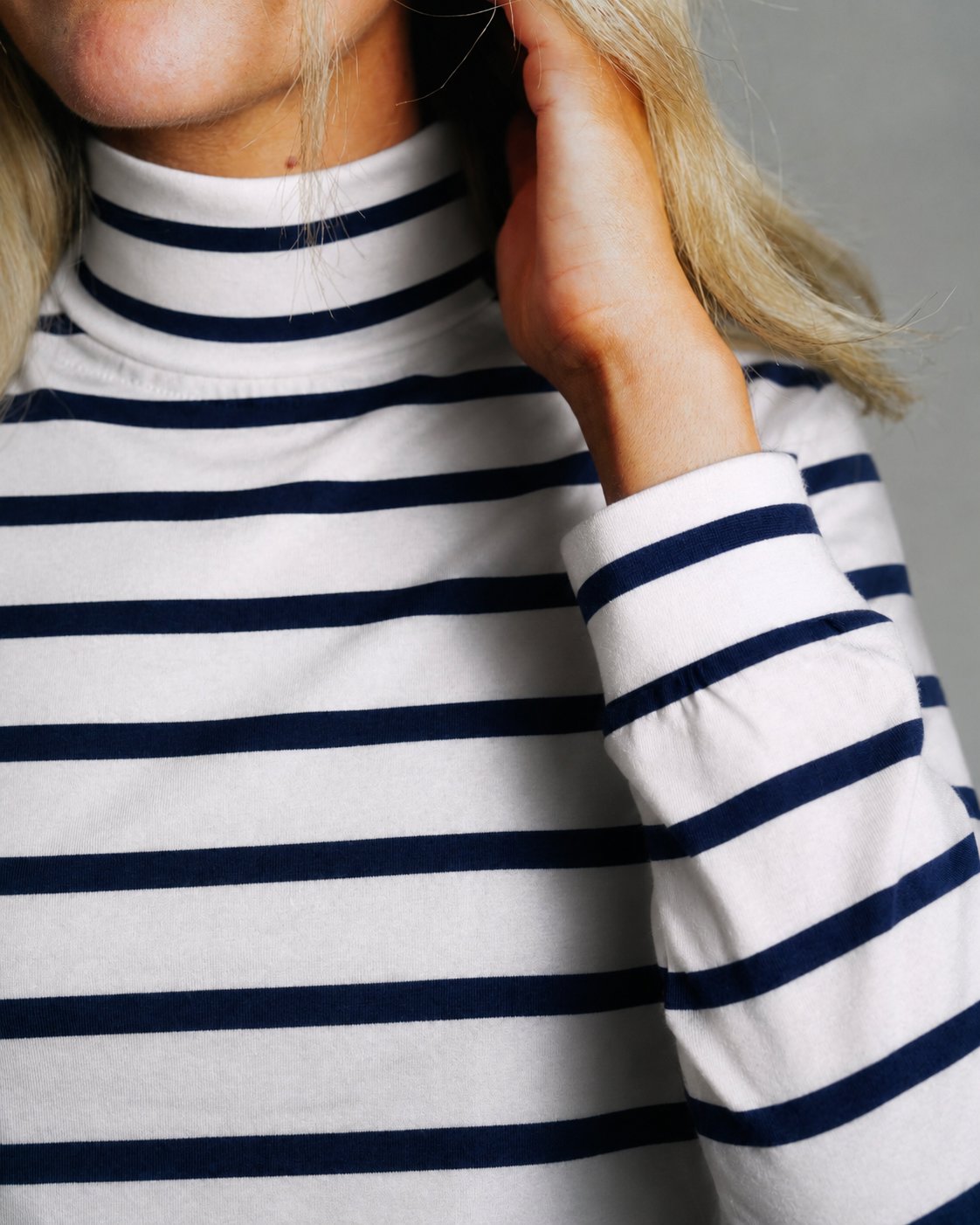 Skivvy - Navy / White Stripe