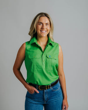 Sleeveless Clover Work Shirt