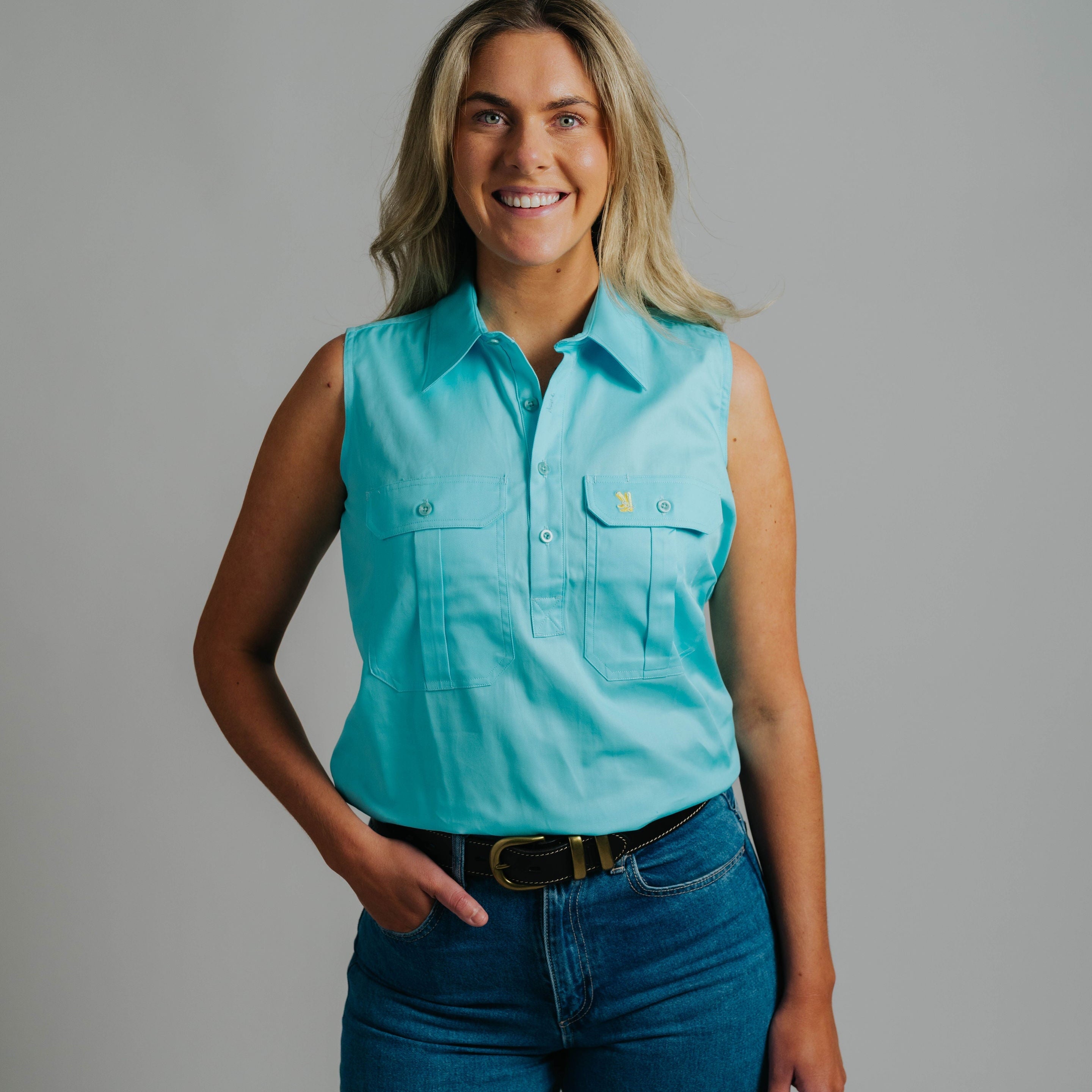 Sleeveless Turquoise Work Shirt